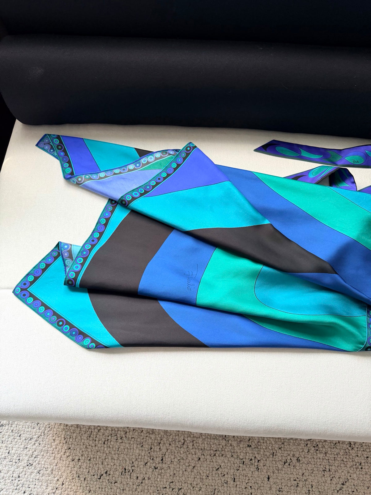 Pucci Abstract Retro Print Asymmetric Midi Skirt with Side Zipper for Resort and Events 2604085Pucci